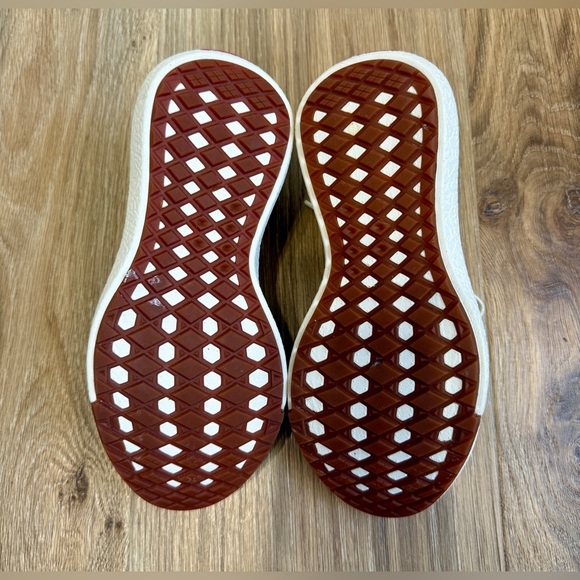 Vans UltraRange EXO 'Beige Black' Size youth 3.5 NWOB - Picture 4 of 6